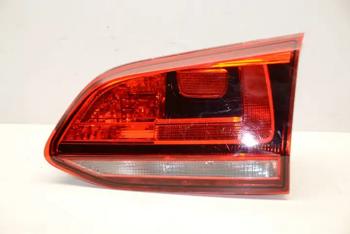 Volkswagen Golf VII (2013 - 2019) 5G9945094F Задний фонарь в крышке багажника — фото 1