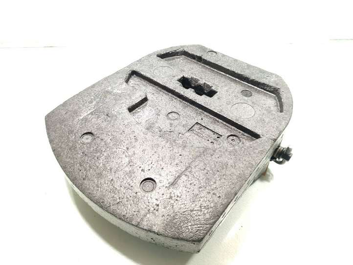 Ford Mondeo MK IV (2007 - 2014)  6G92-17080-CB Домкрат (данкрат)