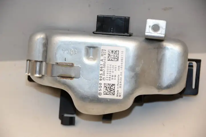 Volkswagen Golf VII (2013 - 2019) 5Q0905861A Блокиратор руля — фото 1