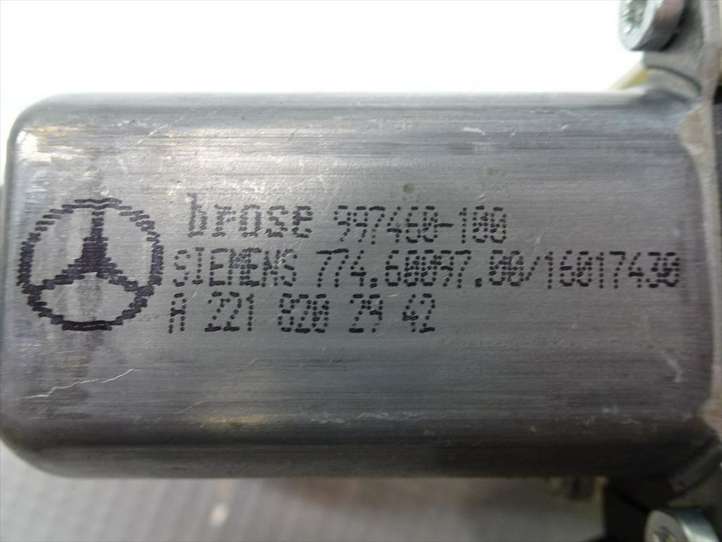 Mercedes-Benz S W221 (2005 - 2013)  A2218202942 Механизм подъема окон задней двери