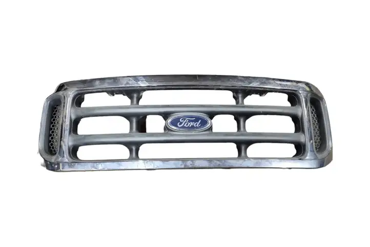 Ford F250 (1999 - 2007) YC358200BAW Верхняя решетка радиатора — фото 1