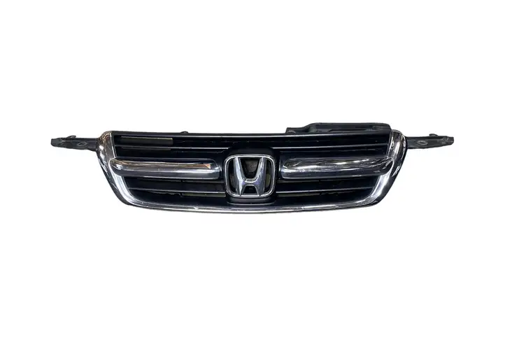 Honda CR-V (2004 - 2006) Передняя решетка — фото 1