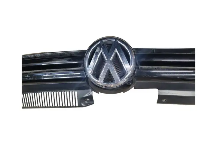 Volkswagen Golf VI (2009 - 2013) 5K0853653 Передняя решетка — фото 3