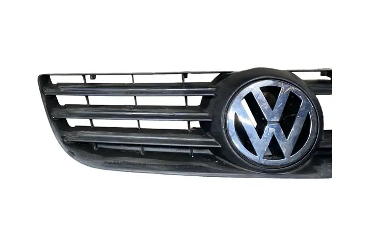 Volkswagen Cross Polo (2003 - 2009) 6Q0853653E Передняя решетка — фото 5