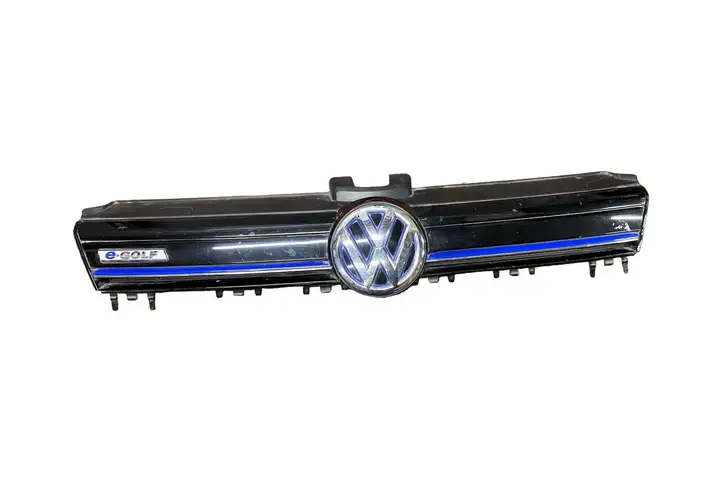 Volkswagen Golf VII (2013 - 2019) 5GE853651 Верхняя решетка радиатора — фото 1