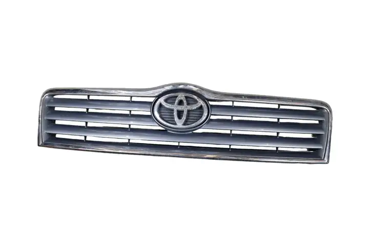 Toyota Avensis T250 (2003 - 2006) 531140D060 Верхняя решетка радиатора — фото 1