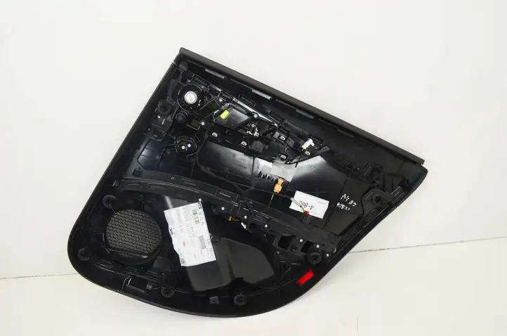 Audi A4 S4 B9 (2015 - 2019) 8W0867317 Обшивка задней двери — фото 10