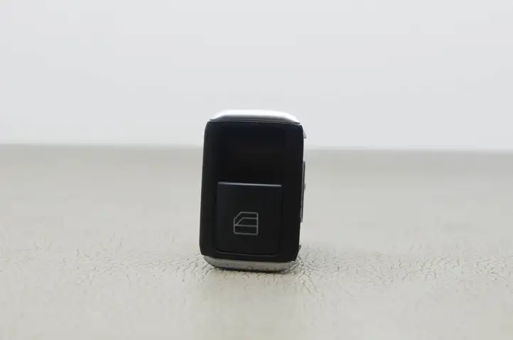 Mercedes-Benz E W212 (2009 - 2016) A2049058102 Блок кнопок стеклоподъемников — фото 1