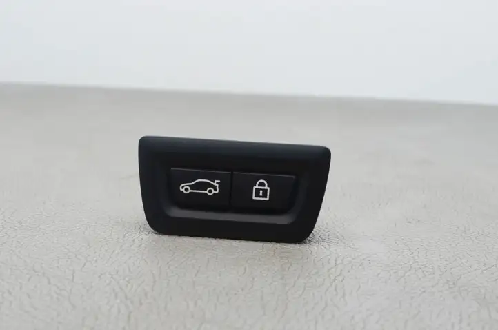 BMW X5 F15 (2013 - 2017) 9275121 Кнопка закрытия багажника — фото 1