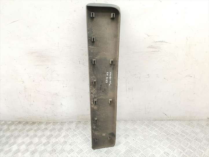 Opel Vivaro (2006 - 2014)  8200036086 Другая деталь отделки пере́дней дверей