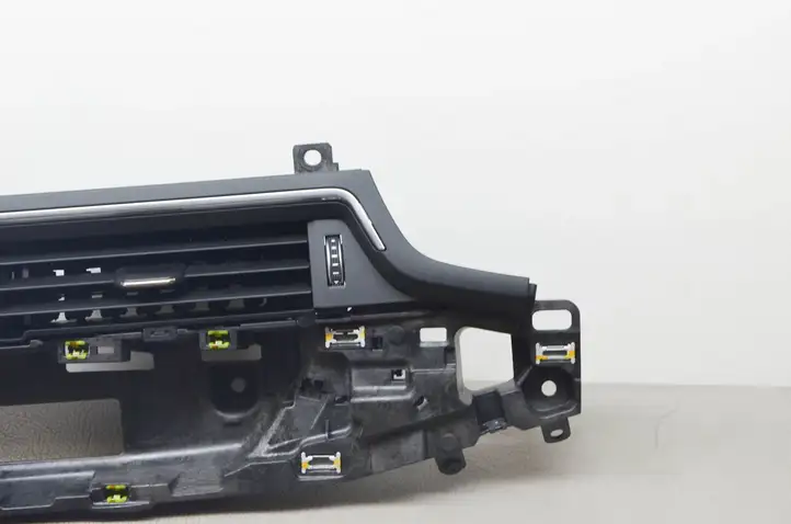 Audi A4 S4 B9 (2015 - 2019) 8W0971659 Воздушная решетка панели — фото 5