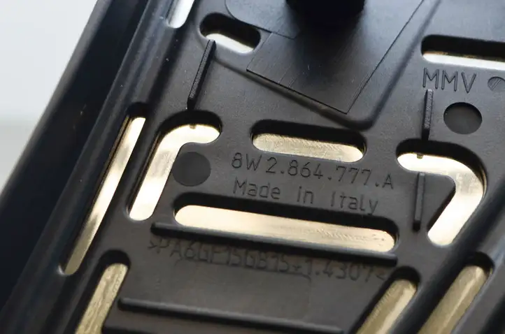 Audi A4 S4 B9 (2015 - 2019) 8W2864777A Прочие детали салона — фото 8