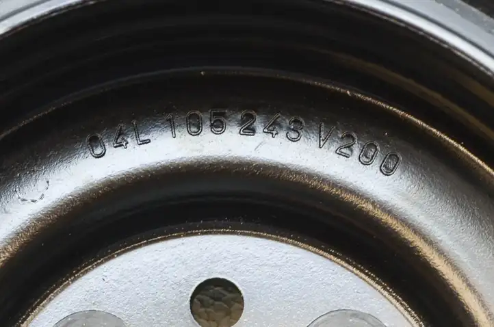 Audi A4 S4 B9 (2015 - 2019) 04L105243 Шкив коленчатого вала — фото 7