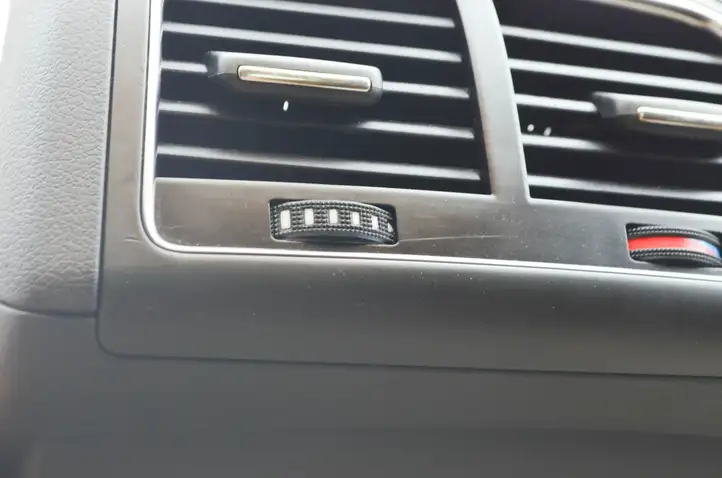 Audi Q5 SQ5 (2008 - 2012) 8R0864376B Другая деталь консоли (туннеля) — фото 11
