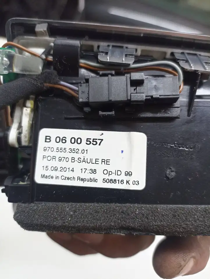Porsche Panamera (970) (2013 - 2016) 97055535201 Боковой воздушный дефлектор — фото 5