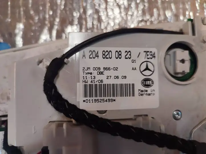 Mercedes-Benz C W204 (2007 - 2014) A2048200823 Передняя подсветка — фото 4