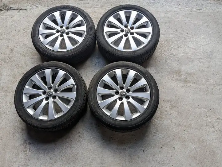 Opel Astra J (2009 - 2012) 7JX17 Легкосплавный колесный диск R17 — фото 1