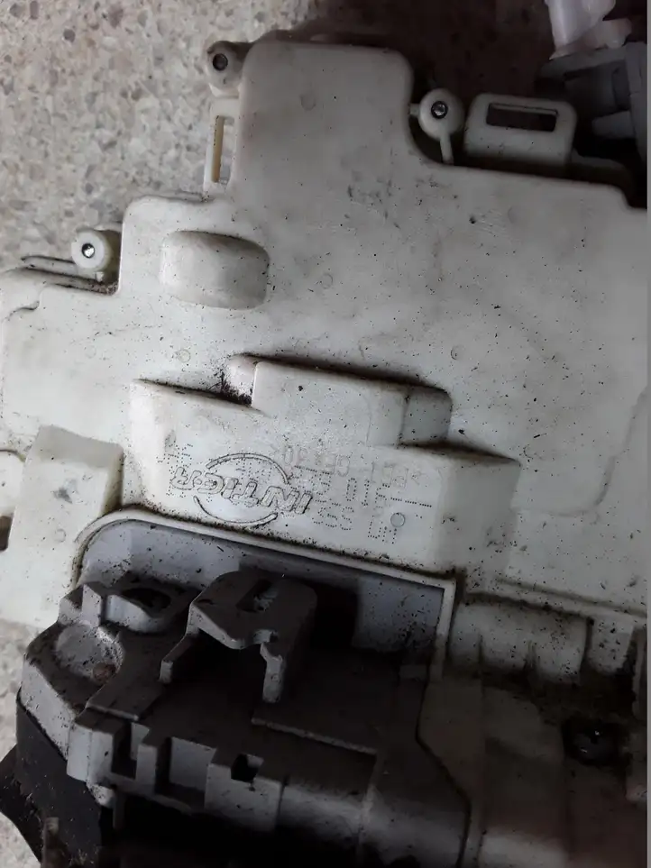 Audi A7 S7 4G (2010 - 2014) 4G0839016 Замок задней двери — фото 2