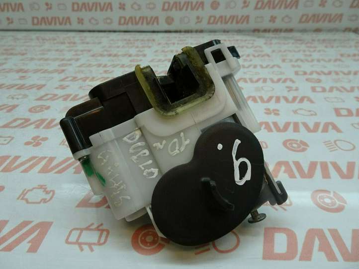 Fiat Doblo (2009 - 2015)  51827434 Петля замка задней двери
