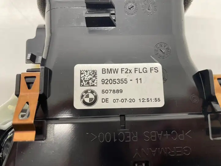 BMW 1 F20 F21 (2011 - 2019) 9205355 Боковой воздушный дефлектор — фото 2