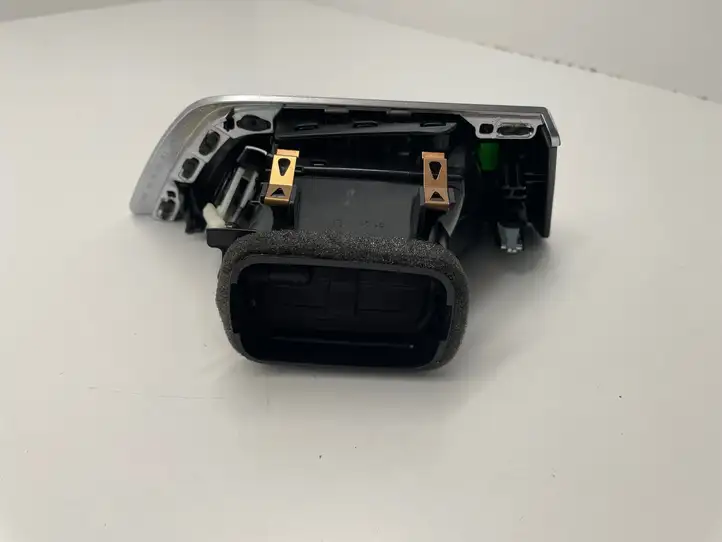 BMW 1 F20 F21 (2011 - 2019) 9205355 Боковой воздушный дефлектор — фото 3