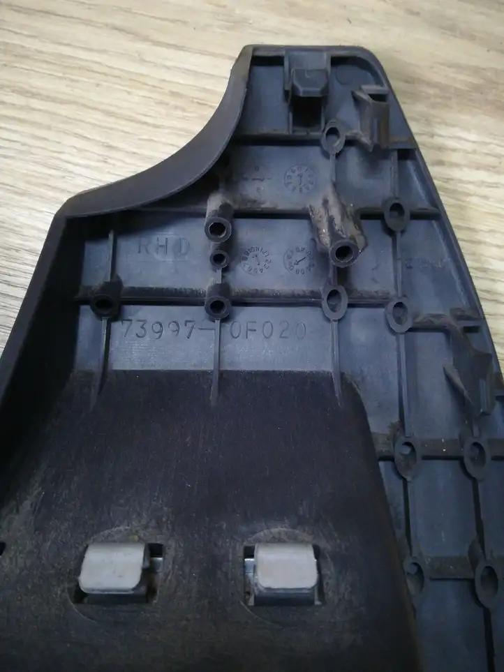 Toyota Corolla Verso AR10 (2004 - 2009) 739970F020 Коленная подушка безопасности — фото 3