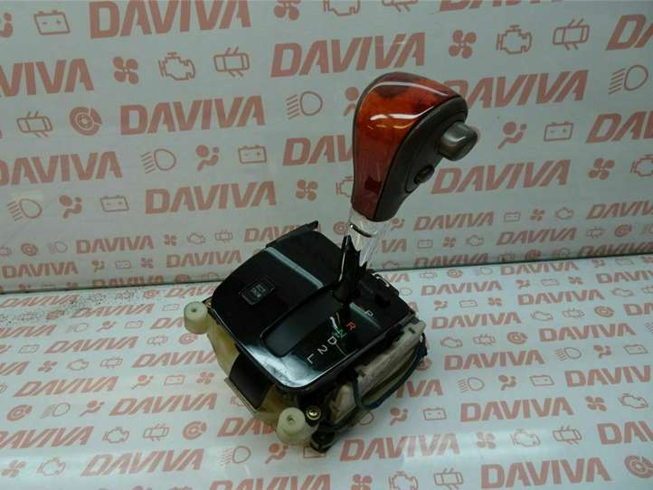 Lexus GS 300 350 430 450h (2007 - 2011)   Отделка рычага переключения передач (кожа, головка)