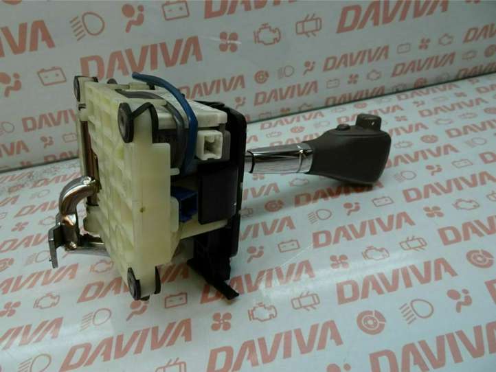 Lexus GS 300 350 430 450h (2007 - 2011)   Отделка рычага переключения передач (кожа, головка)