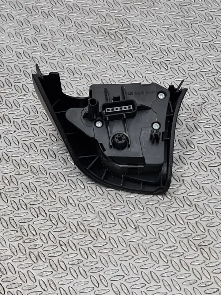 Mercedes-Benz B-class W245 (2005 - 2008) A1698207910 Кнопки на рулевом колесе — фото 3