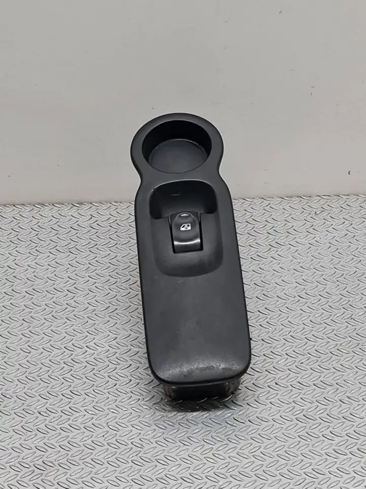 Renault Modus (2007 - 2012) 8200278436 Кнопка стеклоподъемников — фото 1