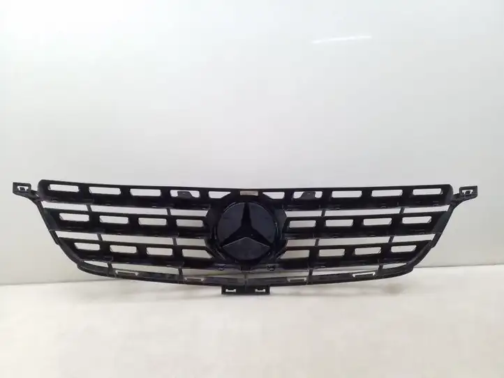Mercedes-Benz ML W166 (2012 - 2017) A1668800985 Передняя решетка — фото 5