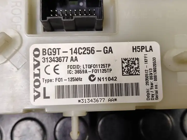 Volvo S60 (2010 - 2013) 31343677AA Модуль комфорта — фото 4