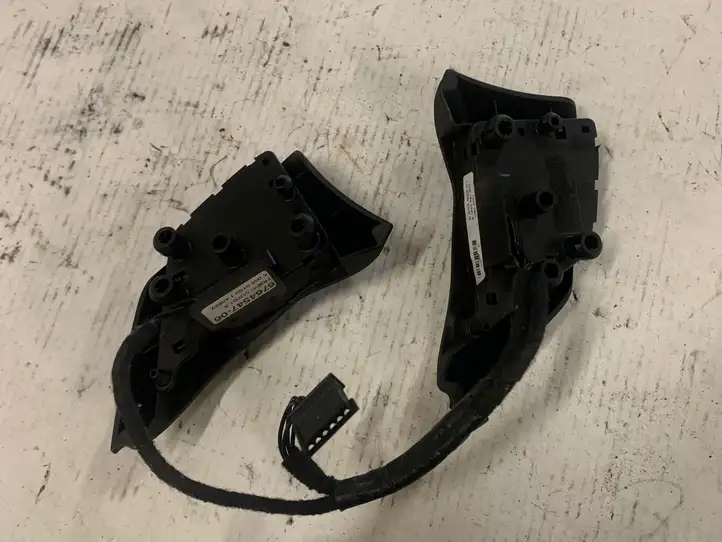 BMW 3 E90 E91 (2005 - 2012) 6764547 Кнопки на рулевом колесе — фото 6