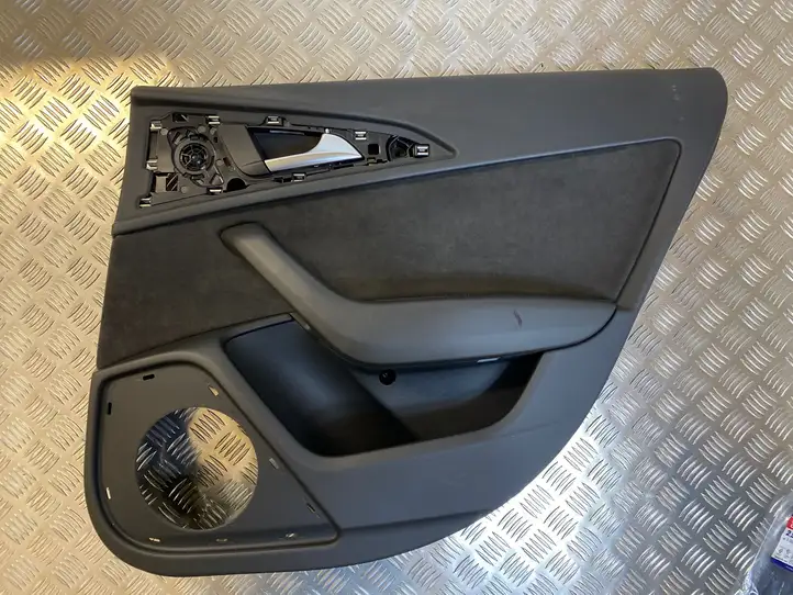 Audi A6 C7 (2014 - 2018) 4G0867306A Обшивка задней двери — фото 1