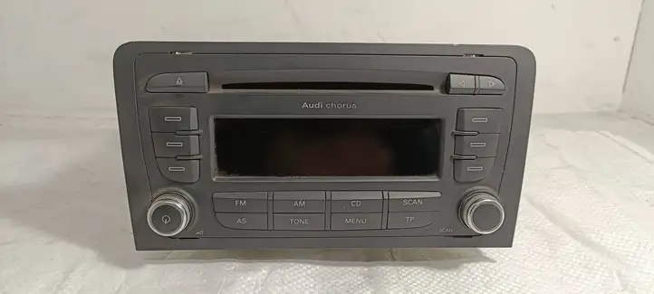 Audi A3/S3 8P (2008 - 2013) 8P0035152C Магнитола / мультимедийная система — фото 1