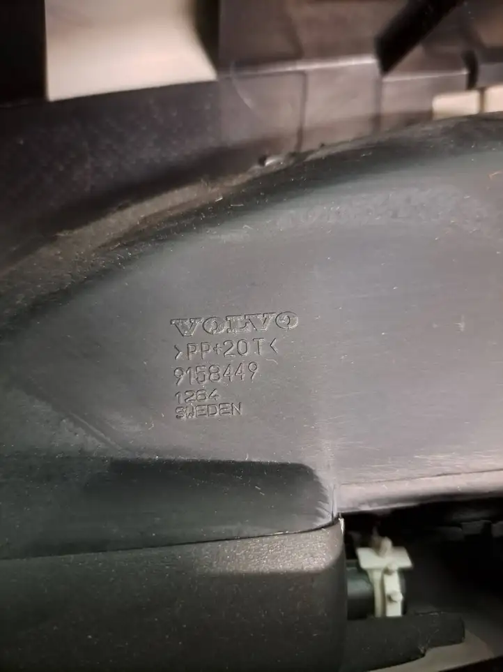 Volvo V70 (2000 - 2004) 9158449 Верхняя обшивка стойки B — фото 3