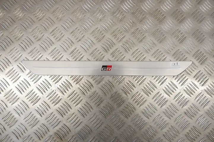 Toyota Corolla E210 E21 (2018 - ) 67913YY470 Внутренняя отделка переднего порога — фото 1