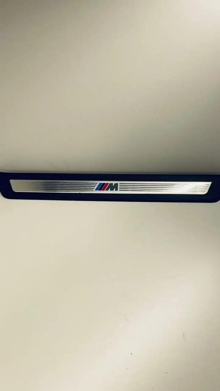 BMW 5 F10 F11 (2009 - 2016) 51478050054 Внутренняя отделка переднего порога — фото 2