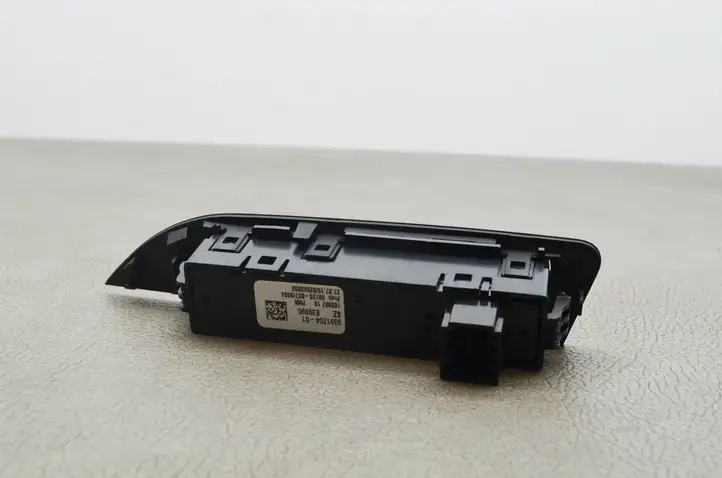 BMW 3 F30 F35 F31 (2012 - 2018) 9391704 Блок кнопок на панели — фото 3