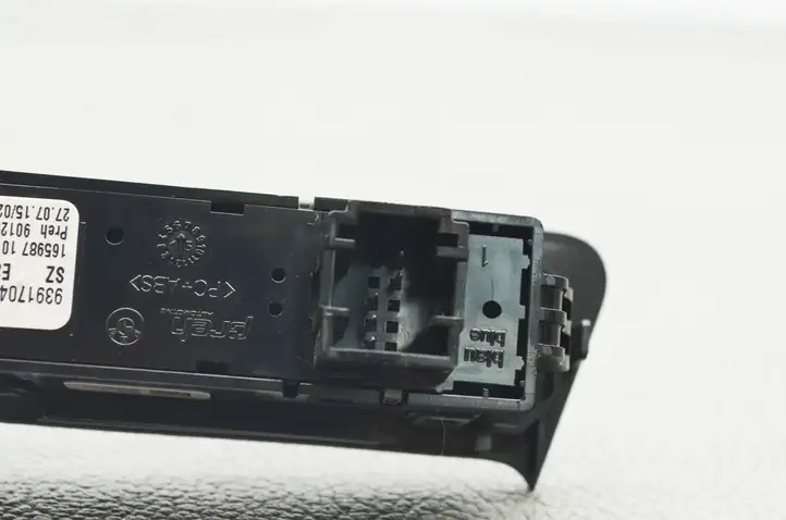 BMW 3 F30 F35 F31 (2012 - 2018) 9391704 Блок кнопок на панели — фото 8