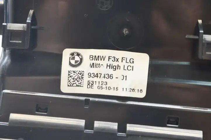BMW 3 F30 F35 F31 (2012 - 2018) 9347436 Воздушная решетка панели — фото 9