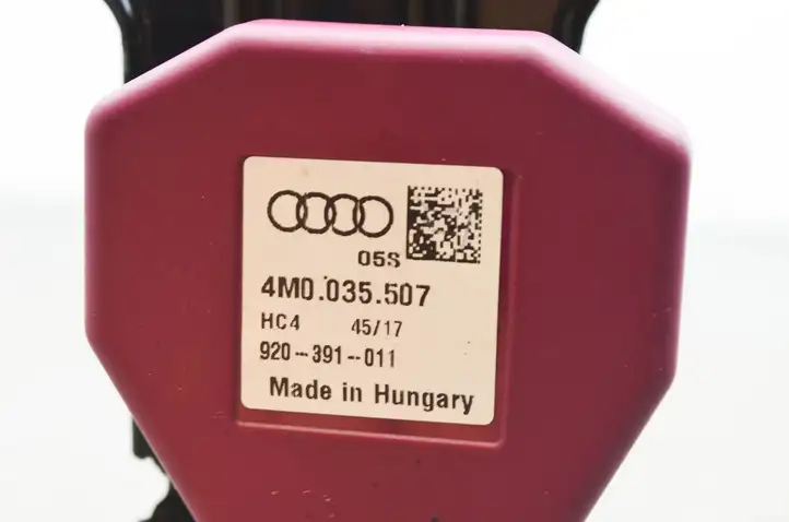 Audi Q5 SQ5 (2017 - ) 4M0035507 Усилитель антенны — фото 8