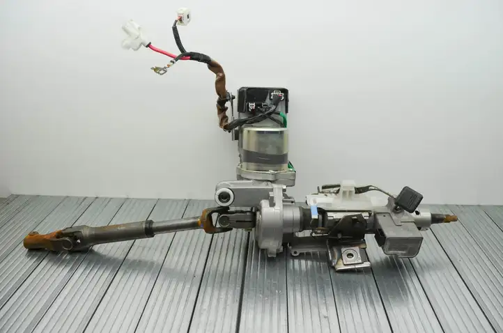 Toyota RAV 4 (XA40) (2012 - 2018) 8965042211 Вал рулевой колонки — фото 1