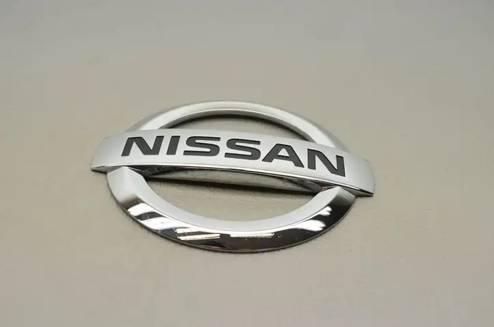 Nissan X-Trail T32 (2014 - 2021) 848904CL0A Эмблема производителя — фото 2