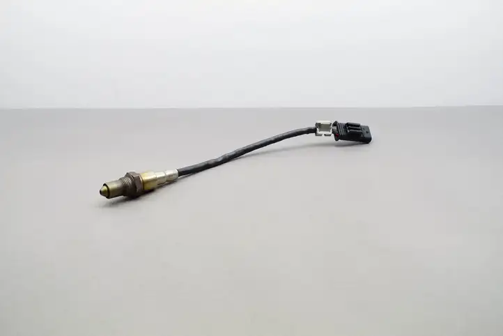 BMW 3 F30 F35 F31 (2012 - 2018) 8570230 Лямбда-зонд — фото 1