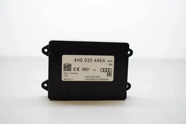 Audi A3/S3 8V (2012 - 2016) 4H0035446A Усилитель антенны — фото 1