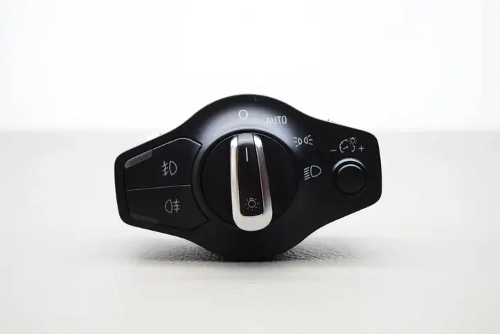 Audi A5 8T 8F (2011 - 2016) 8K0941531AS Включатель фонарей — фото 1