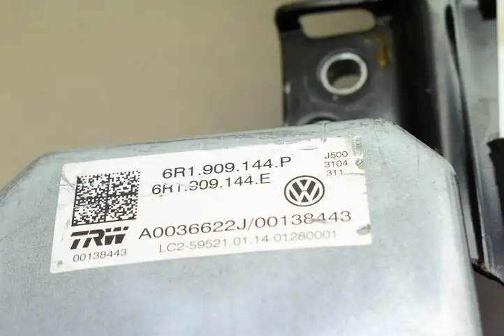 Skoda Rapid (NH) (2012 - 2019) 6R1423510AP Вал рулевой колонки — фото 2