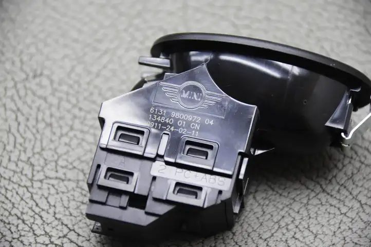 Mini Cooper Countryman R60 (2010 - 2016) 9800972 Блок кнопок стеклоподъемников — фото 7