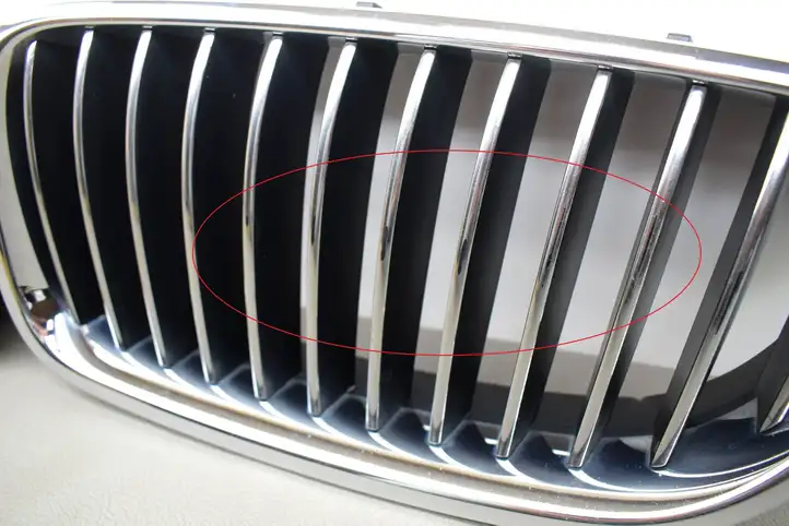 BMW 5 F10 F11 (2009 - 2016) 7200728 Передняя решетка — фото 4